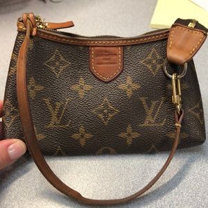 Louis Vuitton Delightful Mini Pochette Wristlet